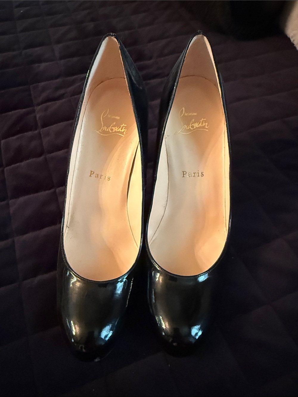Christian Louboutin Black Patent Round-Toe Pumps - Classic Glossy Finish